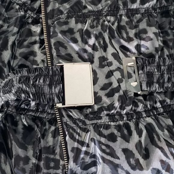 Shiny Animal Printed Gray/Black Belted  Puffy Jacket - Picture 8 of 12